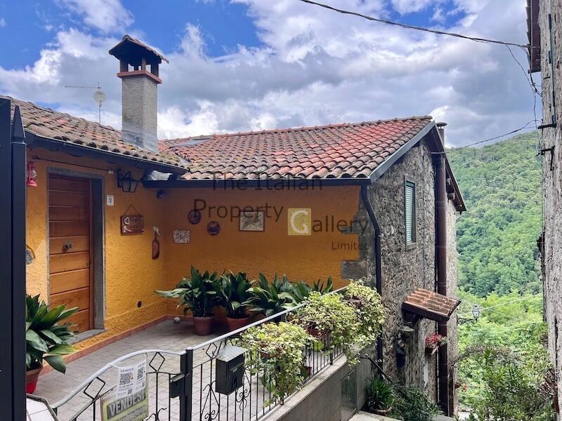 Main image of property: Coreglia Antelminelli, Lucca, Tuscany