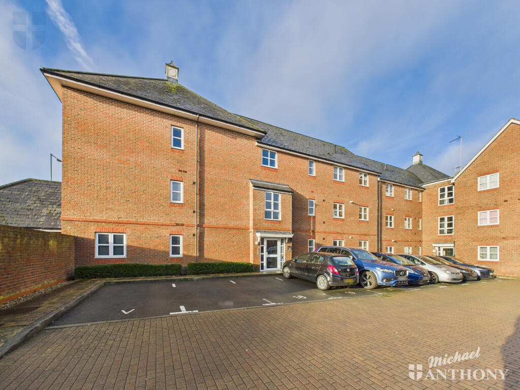 Main image of property: Poole Close, Aylesbury, Buckinghamshire