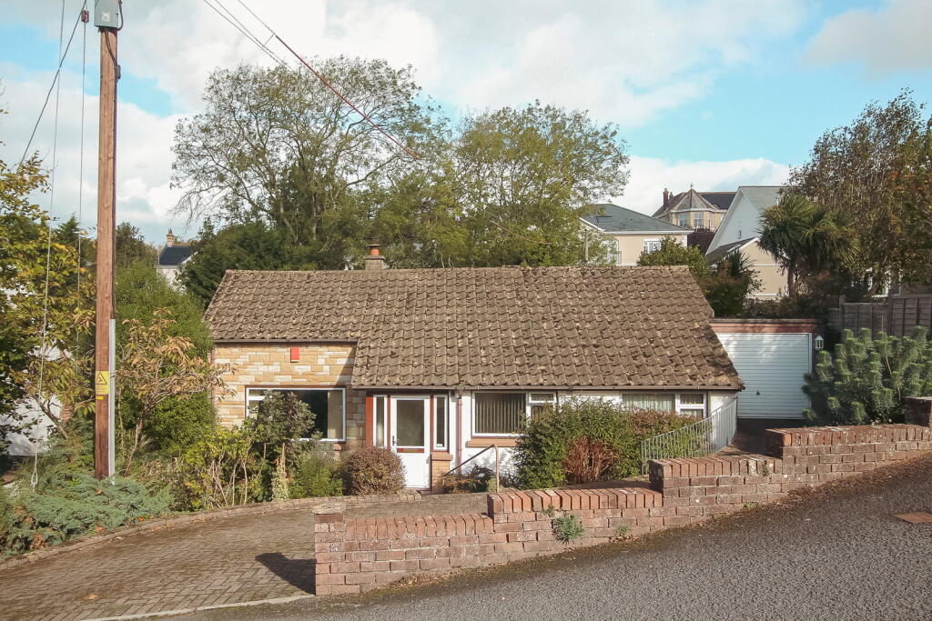 2-bed detached on Glen Gardens, Bideford, EX39 3PH, £295,000