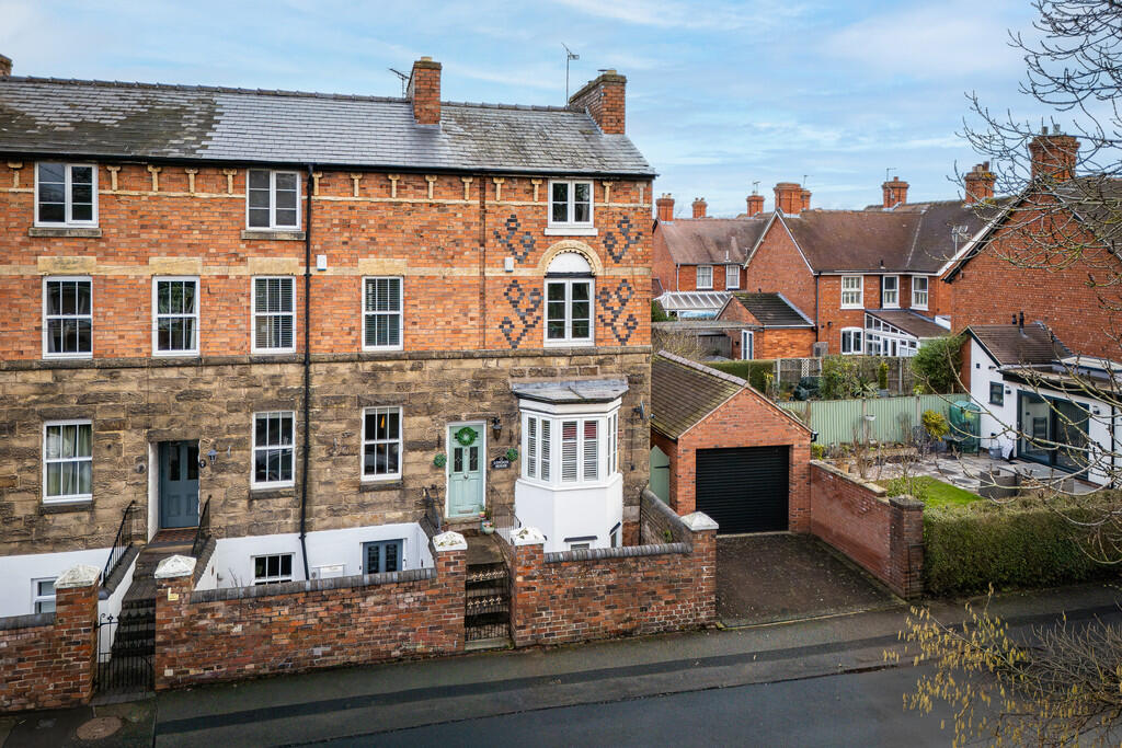 Main image of property: Avenue Road South, Newport