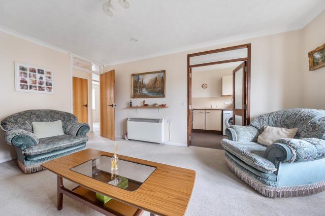 Ferndale Court, Thatcham - View 2