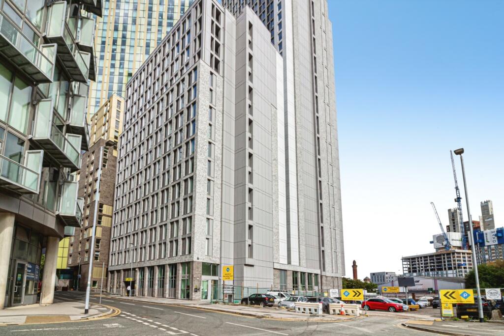 3-bed flat on 96, Greengate, Embankment Exchange, Salford, Salford, Greater Manchester, £290,000