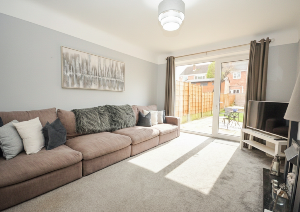 Fairway Road, Bury, BL9 8DY photo 3