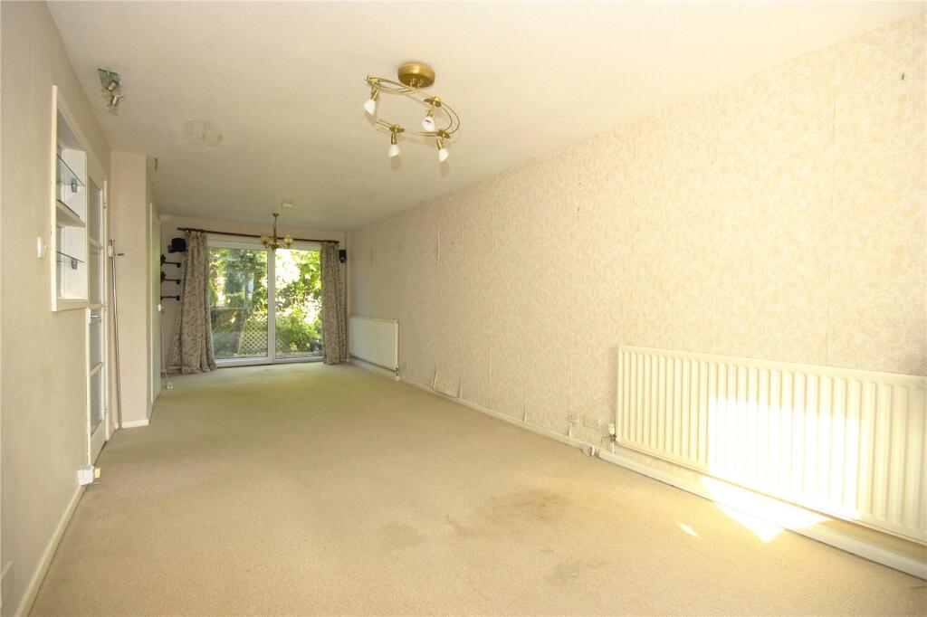 St. Francis Place, Havant, Hampshire, PO9 photo 3