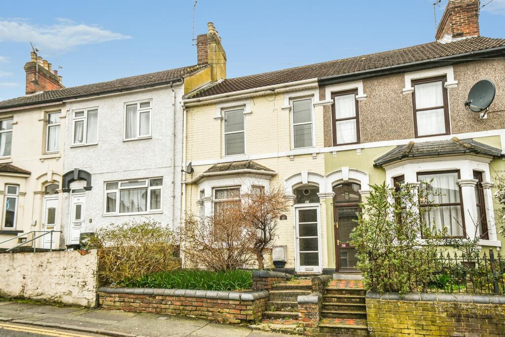 Main image of property: Eastcott Hill, Swindon