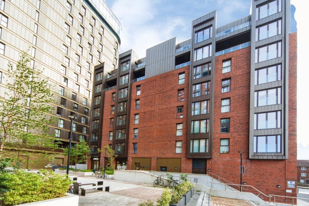 Apartment in Liverpool - View 2