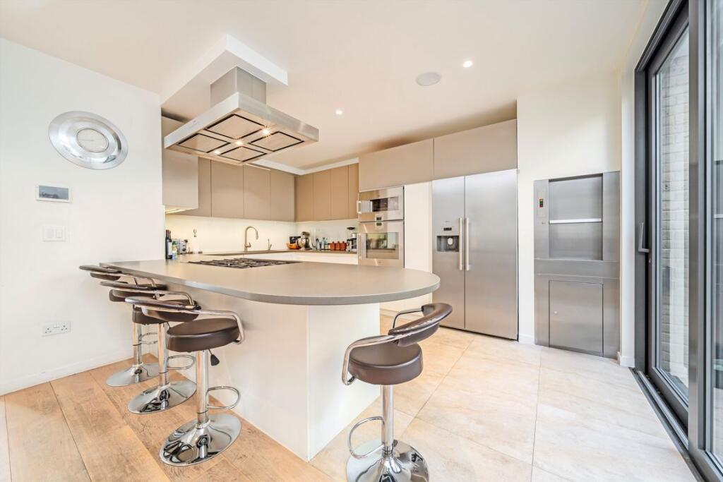 House in London - View 4