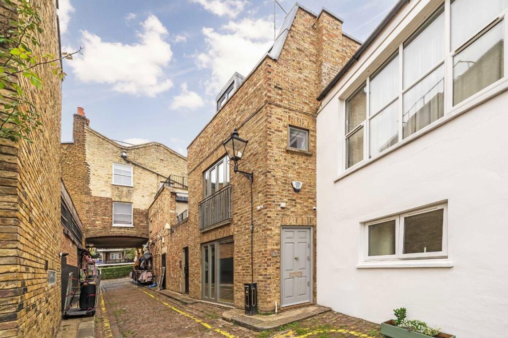 House in London - View 2
