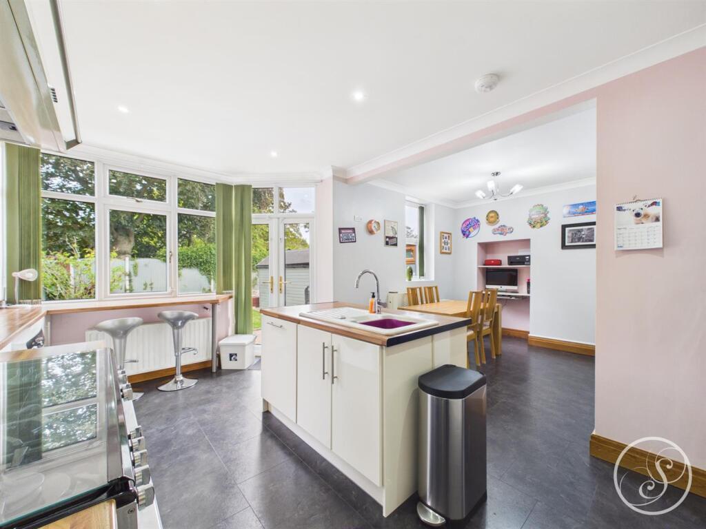House in Leeds - View 2