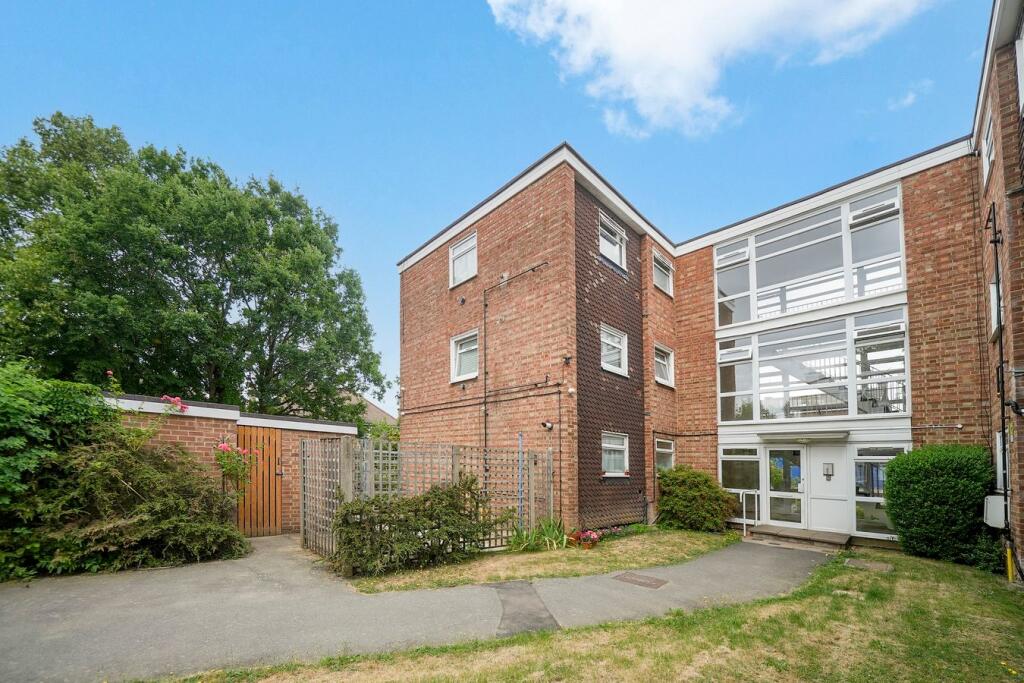 Main image of property: Parchmore Road, Thornton Heath, CR7