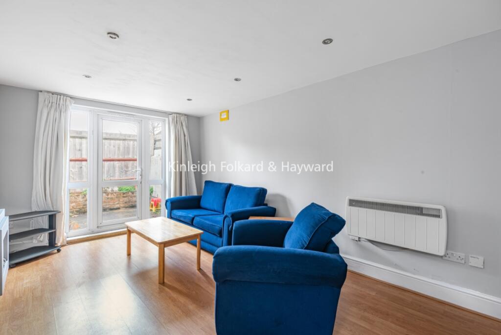 Main image of property: Nether Street, London, N12