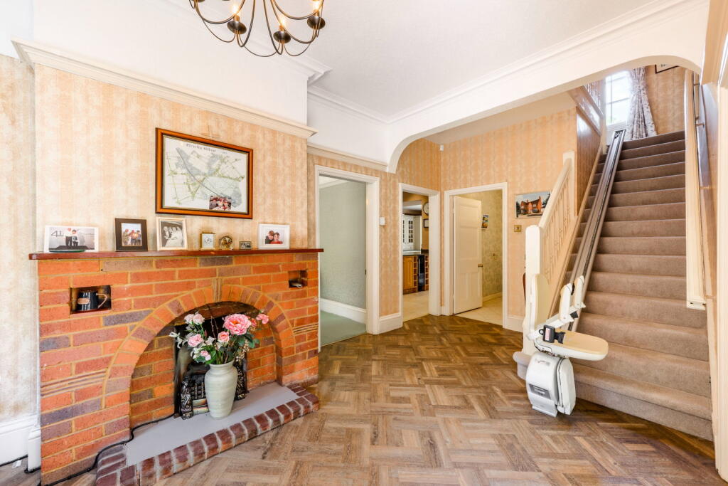 Streetly Lane, Four Oaks, B74 4TX - View 6