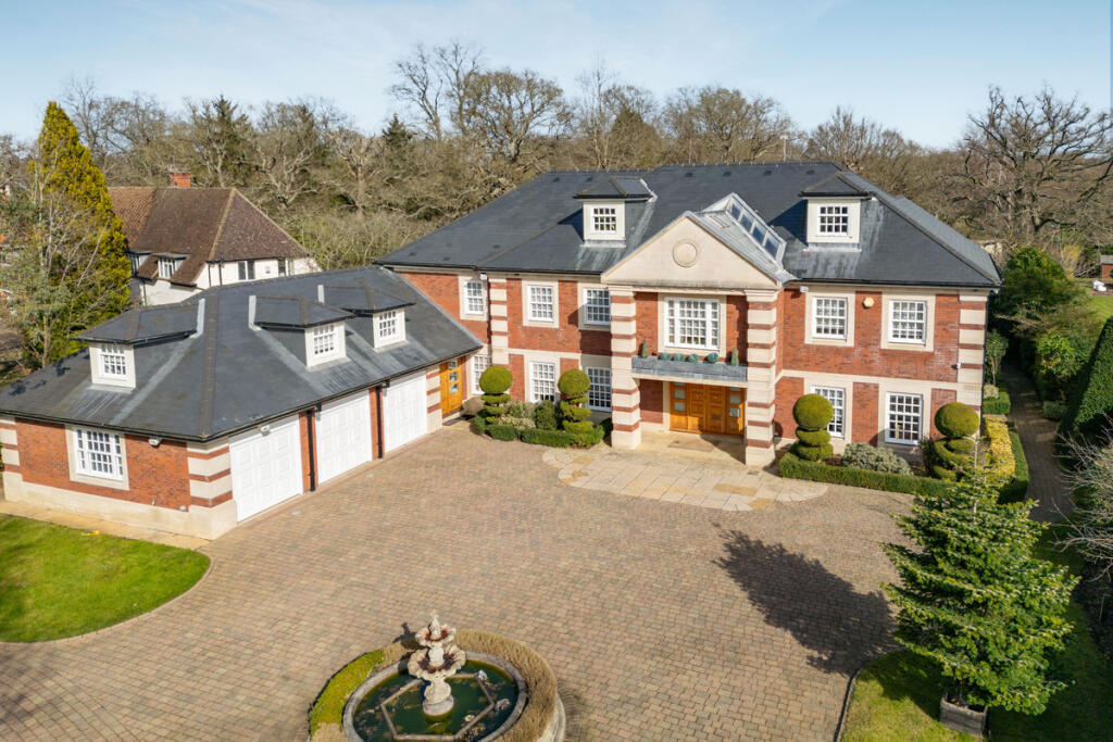 Main image of property: Pachesham Park, Leatherhead, KT22