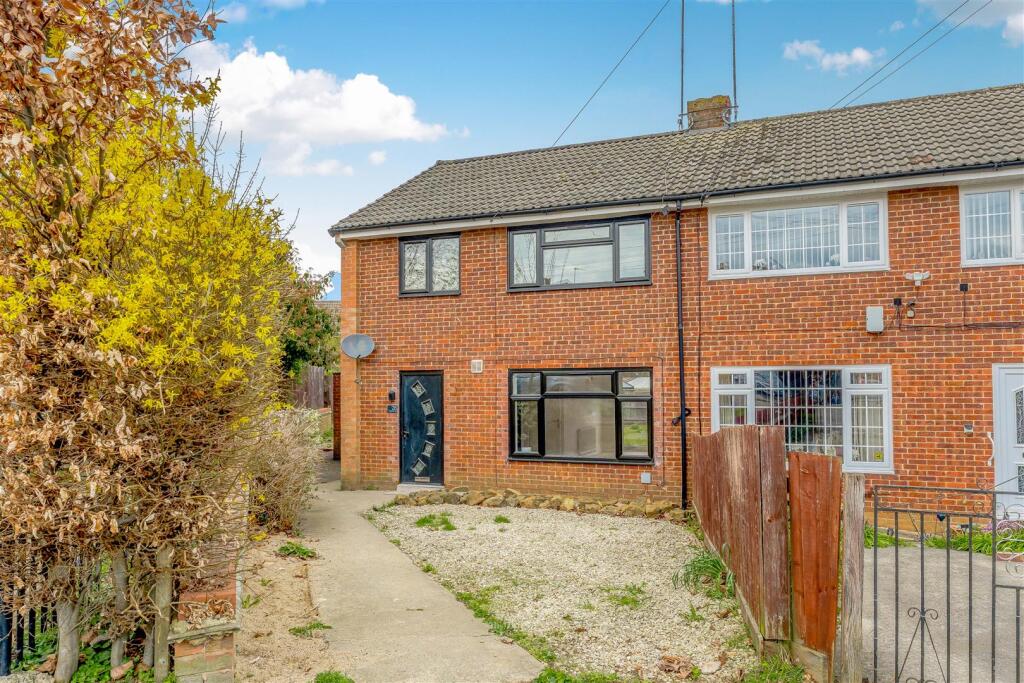 Main image of property: Kenilworth Way, Banbury