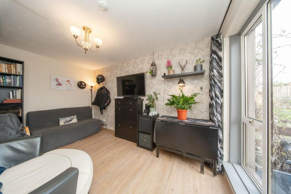 House in Winchburgh, Faucheldean - More