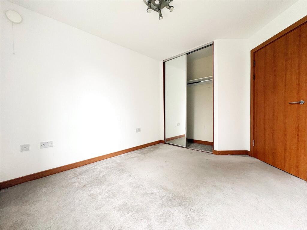 Apartment in Ipswich - View 5