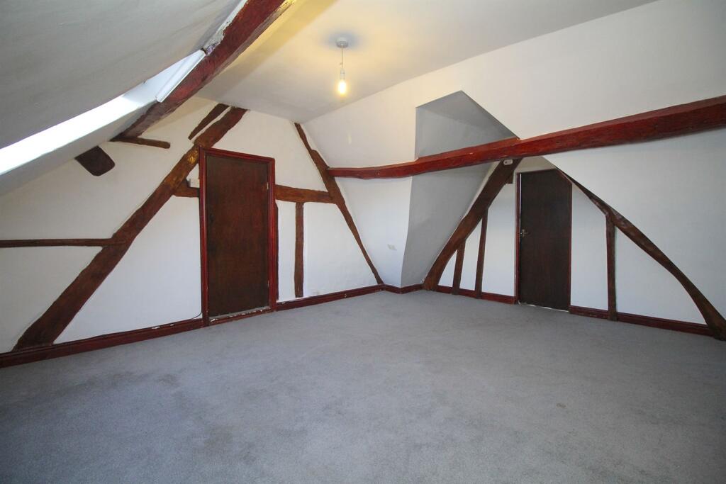 Main image of property: Loughborough Road, Mountsorrel, LE12