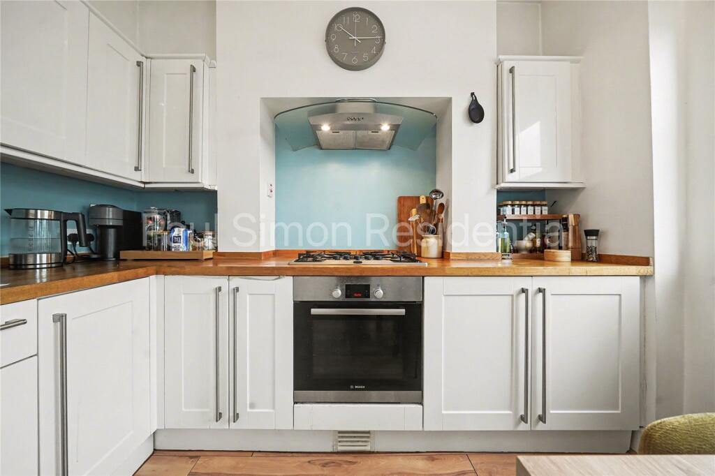 Apartment in London - More