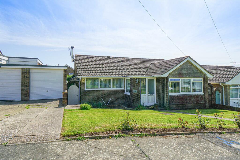 2-bed detached on Beechwood Gardens, St. Leonards-On-Sea, £375,000
