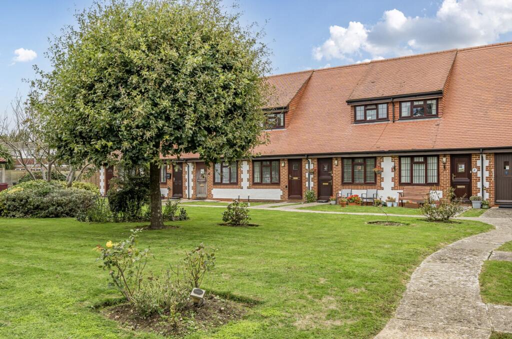The Willows, Off Manor Farm Court, Selsey, PO20 0JT photo 4