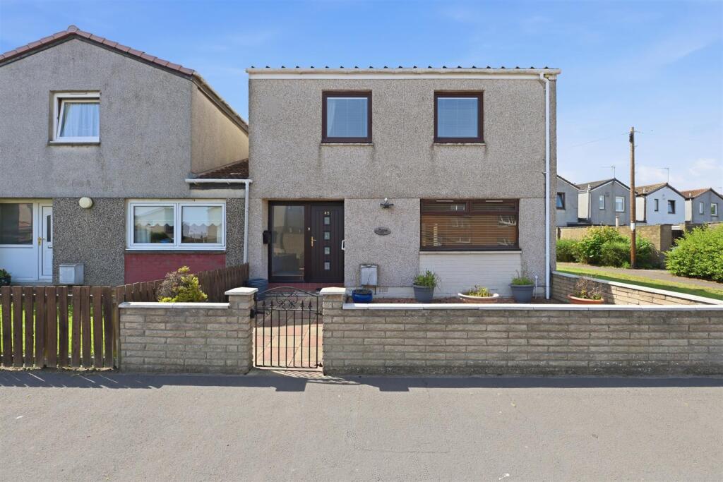Main image of property: Mavis Bank, Buckhaven, Leven
