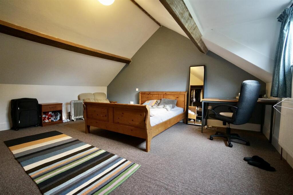 House in Bangor, Upper Bangor - View 3