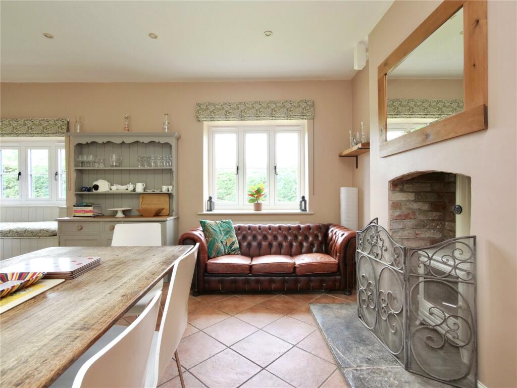 Guide Price £750,000 - £765,000 Dulcote, Wells BA5 3PZ - View 3