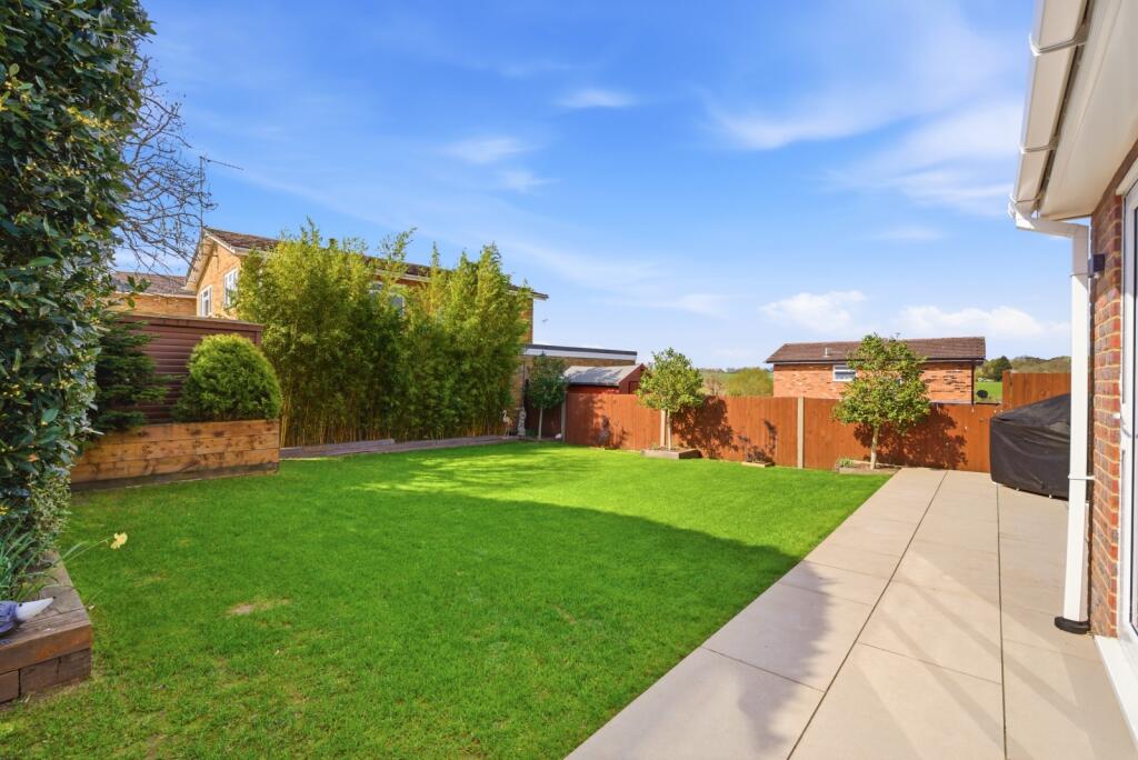 Additional image 21 of Ash Grove, Wheathampstead, St. Albans, Hertfordshire, AL4