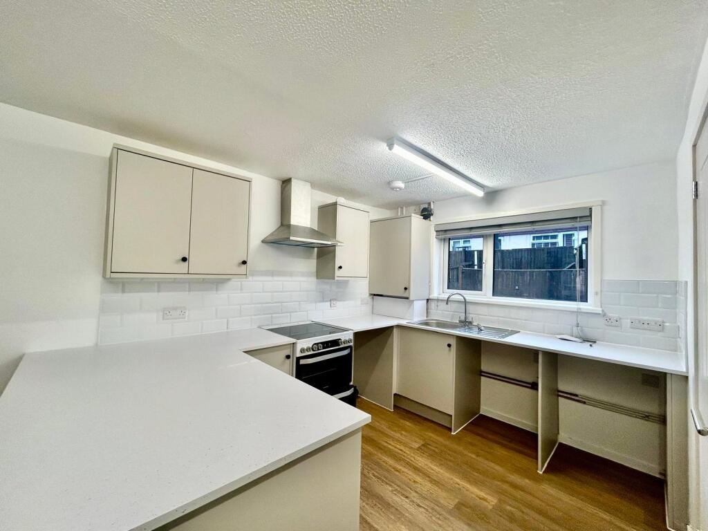 Main image of property: Quetta Park, Church Crookham, Fleet, Hampshire, GU52