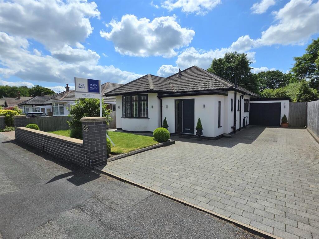 2-bed detached on Stanneylands Drive, Wilmslow, £550,000