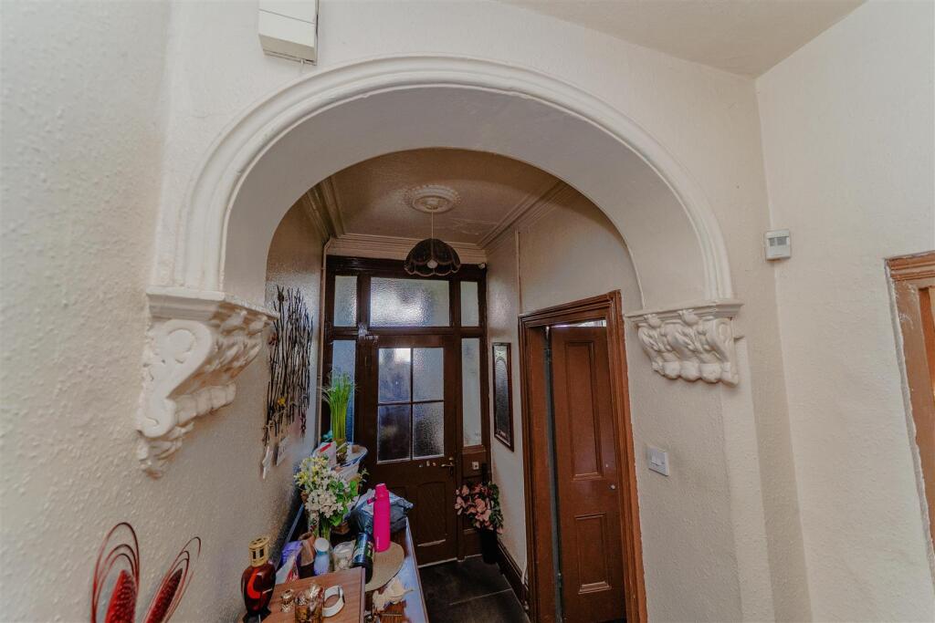 House in Birmingham, Kings Heath - More