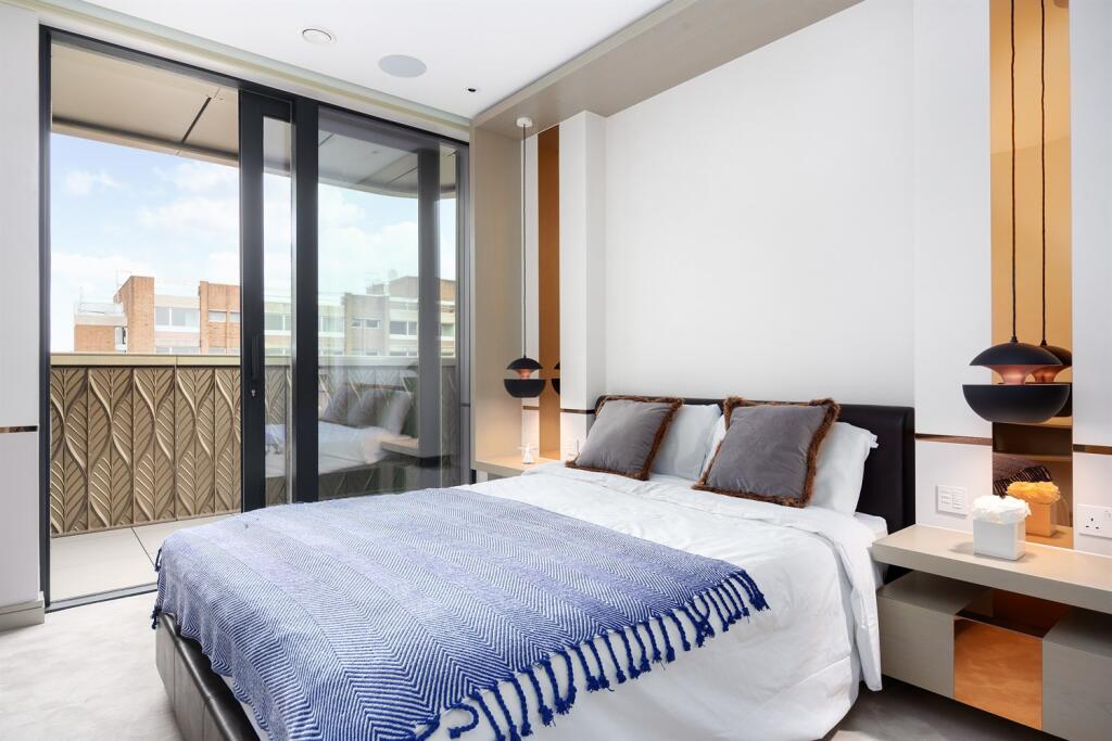 Apartment in London, City of Westminster - View 4