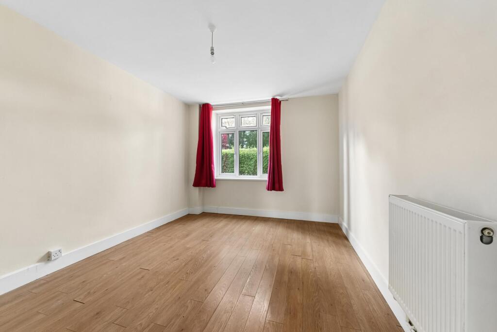Apartment in London - More