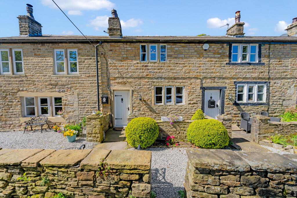 2-bed house on 7 Overhouses, Edgworth, Bolton, BL7 0LL, £240,000