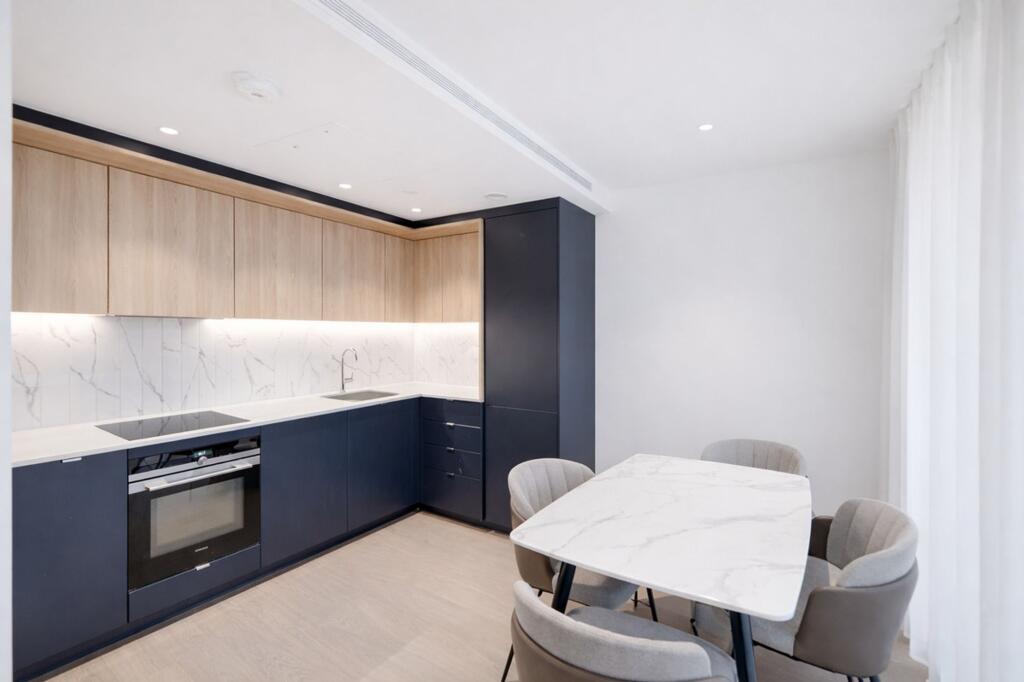 Apartment in London, Kennington Cross, Kennington - More
