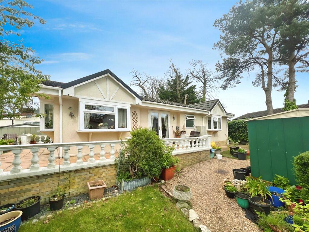 House in Dartford, Stonehill Woods Park, Joydens Wood - View 2