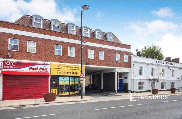 Main image of property: High Street South, Dunstable, Bedfordshire, LU6