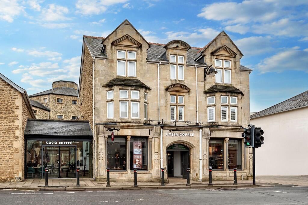 2-bed apartment on The Old Gaol, Abingdon, OX14, £350,000