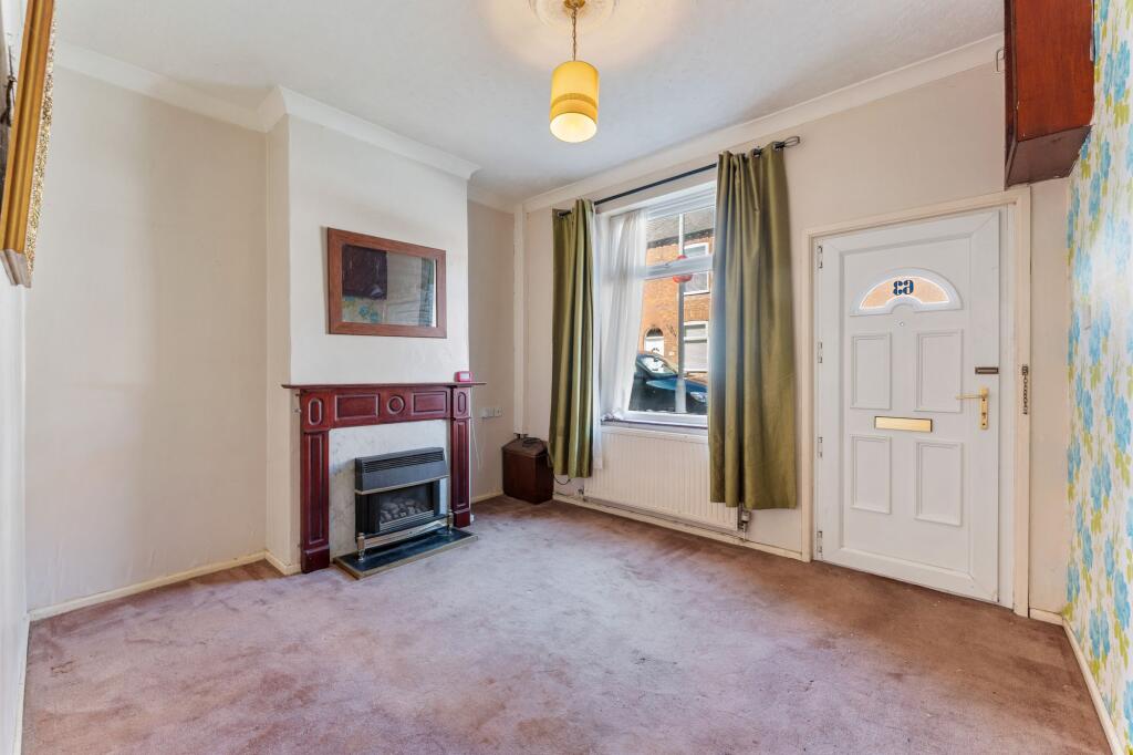 Regent Street, Moulton, CW9 photo 2