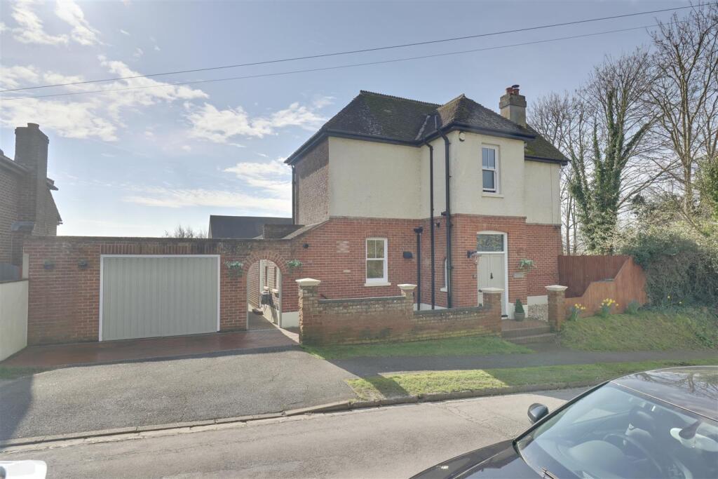 Main image of property: Drayton Lane, Portsmouth