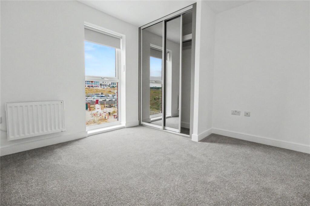 Apartment in Dartford - View 5