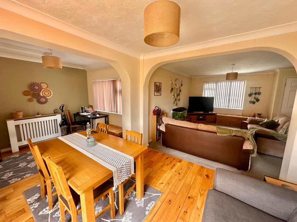 House in Brighton - View 5