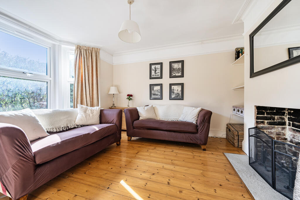 House in Tonbridge - View 3