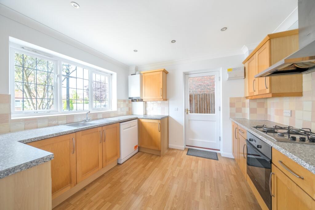 House in St Albans - View 4