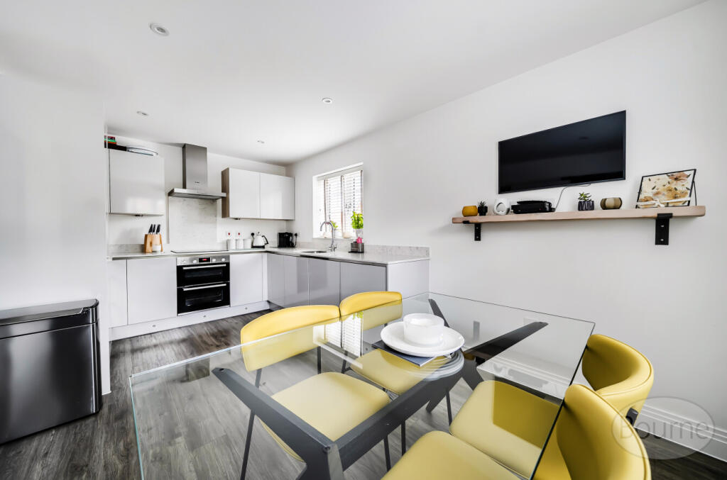 House in Guildford - View 5