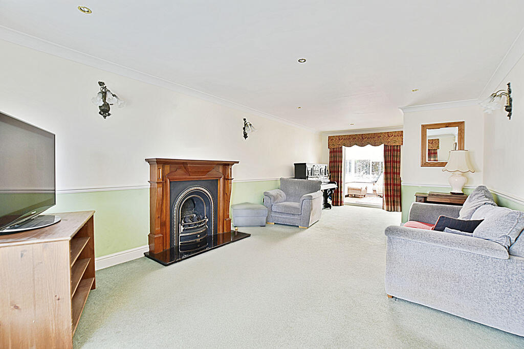 House in West Lindsey, Dunholme - View 3