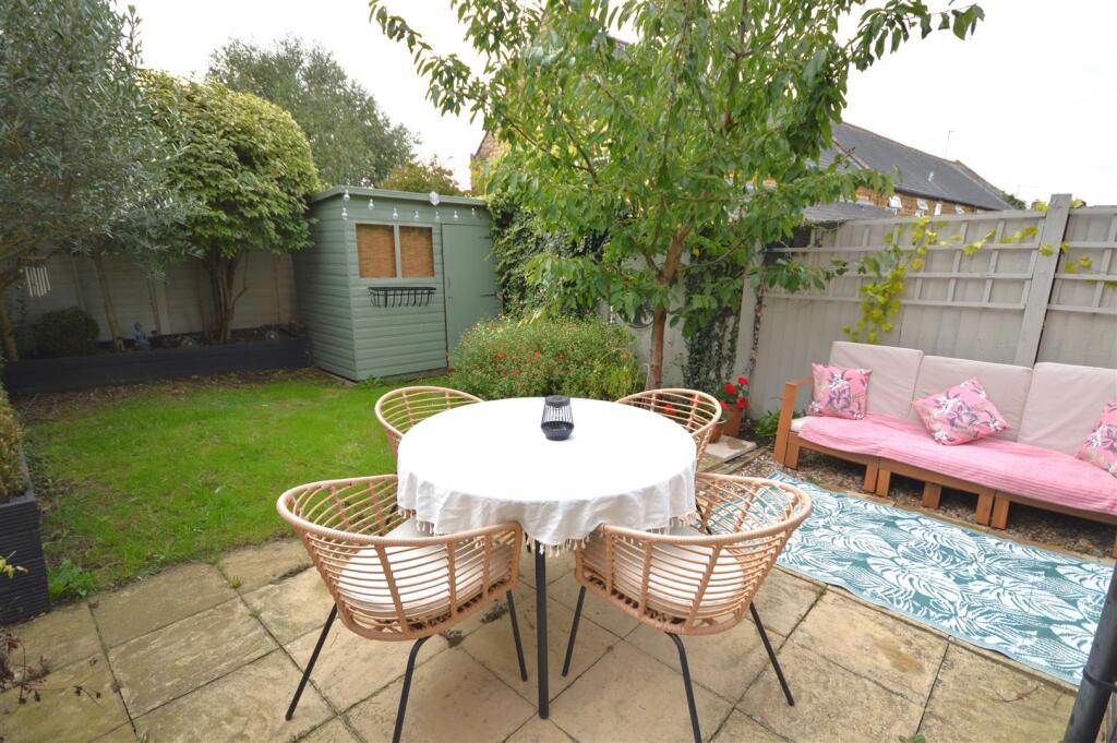 House in Leicester - More