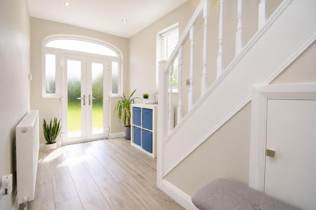 House in Leeds, West Yorkshire - View 6