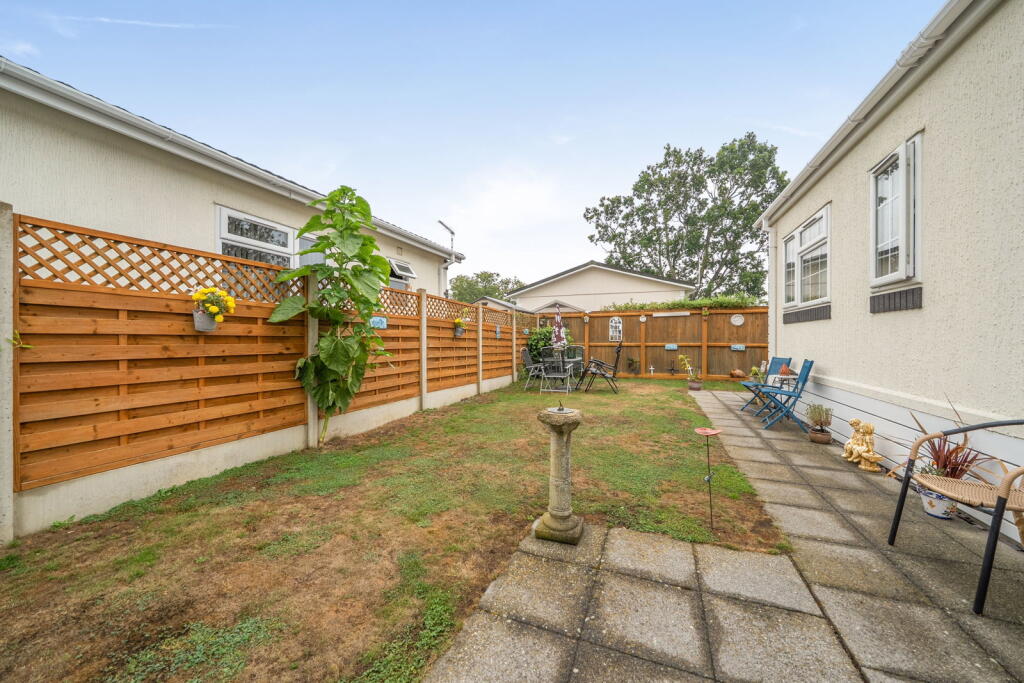 House in Ipswich - View 4