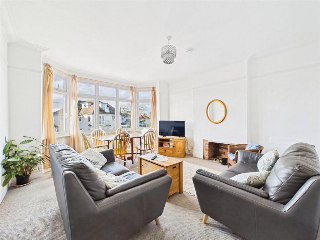 Stourcliffe Avenue, Bournemouth, BH6 - View 2